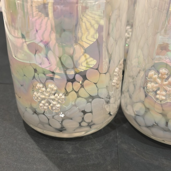 Anthropologie Icon Juice Glass: Confetti Snowflake Iridescent Set of 4 - Picture 4 of 5